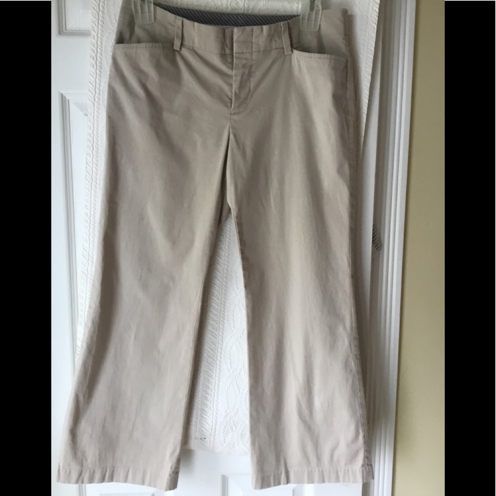 Gap curvy fit ankle capris